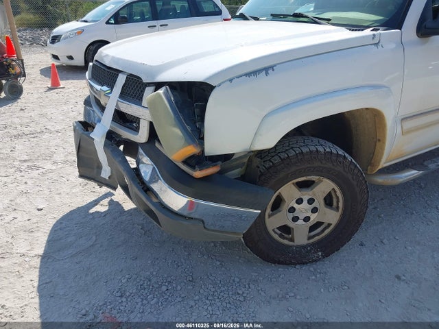 Продажа на аукционе авто 2005 Chevrolet Silverado 1500 Z71, vin: 2GCEK13T651213669, номер лота: 46110325