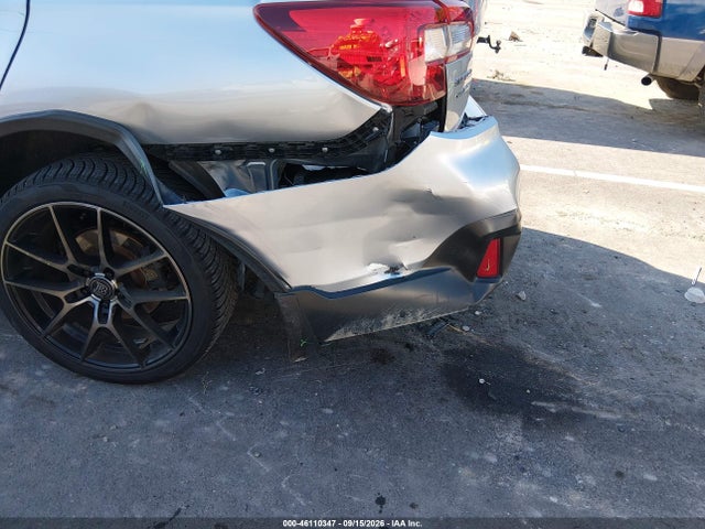 Subaru Outback 2.5i Limited 2018 4S4BSAKC1J3292074 Image 18