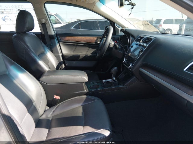 Subaru Outback 2.5i Limited 2018 4S4BSAKC1J3292074 Image 5