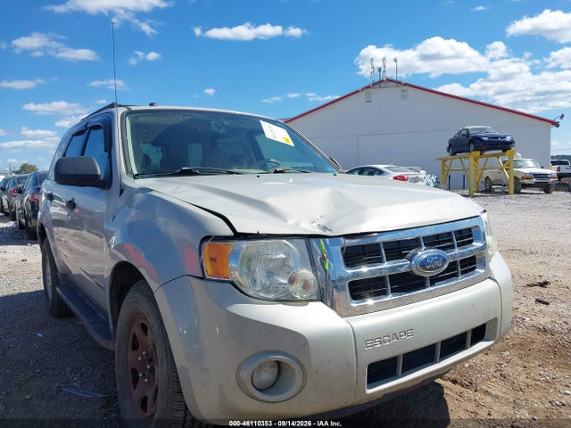 46110353 :رقم المزاد ، 1FMCU93188KC92891 vin ، 2008 Ford Escape Xlt مزاد بيع