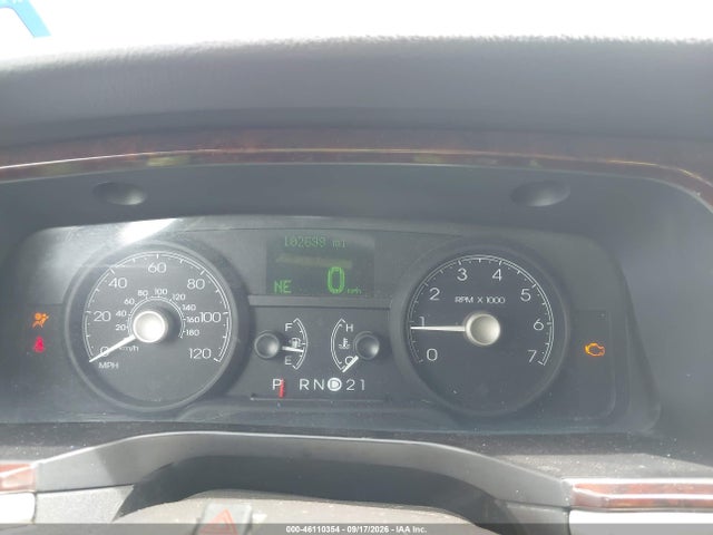 Продажа на аукционе авто 2007 Lincoln Town Car Executive, vin: 1L1FM88W37Y602597, номер лота: 46110354