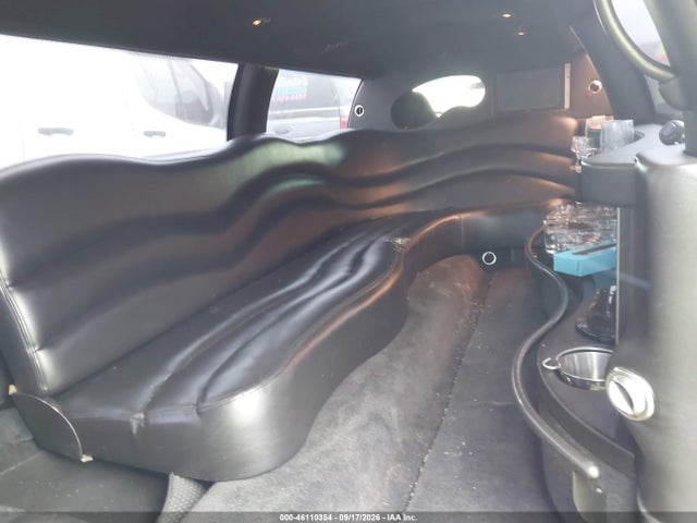 Продажа на аукционе авто 2007 Lincoln Town Car Executive, vin: 1L1FM88W37Y602597, номер лота: 46110354