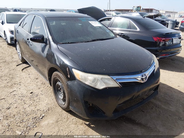 46110361 :رقم المزاد ، 4T4BF1FK0ER416556 vin ، 2014 Toyota Camry Le مزاد بيع