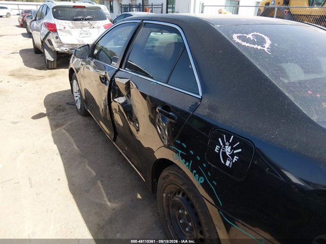 46110361 :رقم المزاد ، 4T4BF1FK0ER416556 vin ، 2014 Toyota Camry Le مزاد بيع