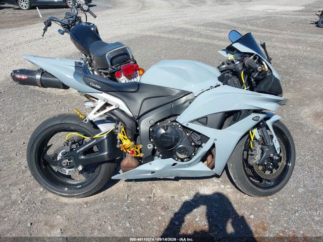 46110374 :رقم المزاد ، JH2PC40018M101640 vin ، 2008 Honda Cbr600 Rr مزاد بيع