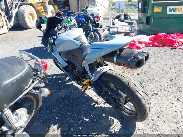 46110374 :رقم المزاد ، JH2PC40018M101640 vin ، 2008 Honda Cbr600 Rr مزاد بيع
