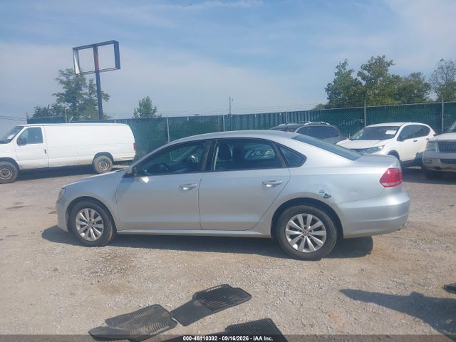 46110392 :رقم المزاد ، 1VWAP7A33DC086200 vin ، 2013 Volkswagen Passat 2.5l S مزاد بيع