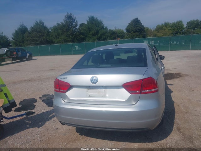 46110392 :رقم المزاد ، 1VWAP7A33DC086200 vin ، 2013 Volkswagen Passat 2.5l S مزاد بيع