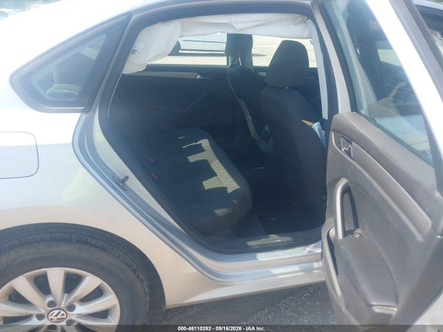 46110392 :رقم المزاد ، 1VWAP7A33DC086200 vin ، 2013 Volkswagen Passat 2.5l S مزاد بيع
