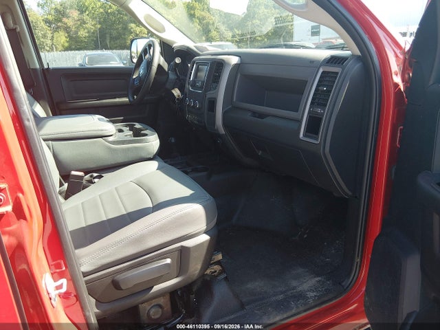 46110395 :رقم المزاد ، 3C63R3GL1HG705179 vin ، 2017 Ram 3500 Tradesman  4x4 8' Box مزاد بيع