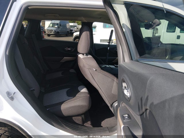 Продажа на аукционе авто 2018 Jeep Cherokee Latitude 4x4, vin: 1C4PJMCB9JD528582, номер лота: 46110406