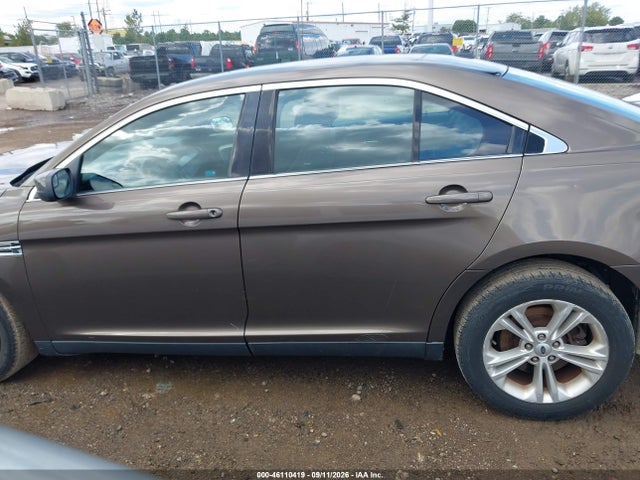 2015 Ford Taurus Sel მანქანა იყიდება აუქციონზე, vin: 1FAHP2E81FG108514, აუქციონის ნომერი: 46110419