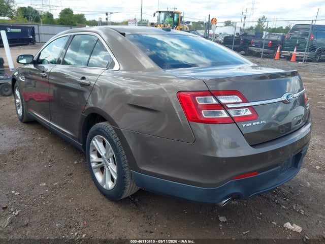 2015 Ford Taurus Sel მანქანა იყიდება აუქციონზე, vin: 1FAHP2E81FG108514, აუქციონის ნომერი: 46110419
