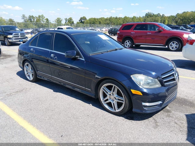 Продажа на аукционе авто 2013 Mercedes-benz C 250, vin: WDDGF4HB6DA808188, номер лота: 46110430