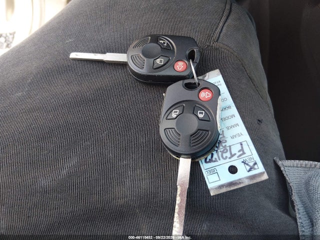 46110452 :رقم المزاد ، 1FMCU0GD5JUB05259 vin ، 2018 Ford Escape Se مزاد بيع