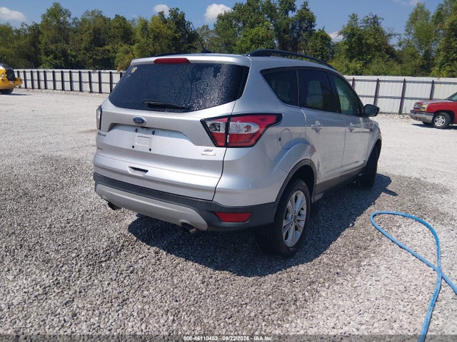 46110452 :رقم المزاد ، 1FMCU0GD5JUB05259 vin ، 2018 Ford Escape Se مزاد بيع