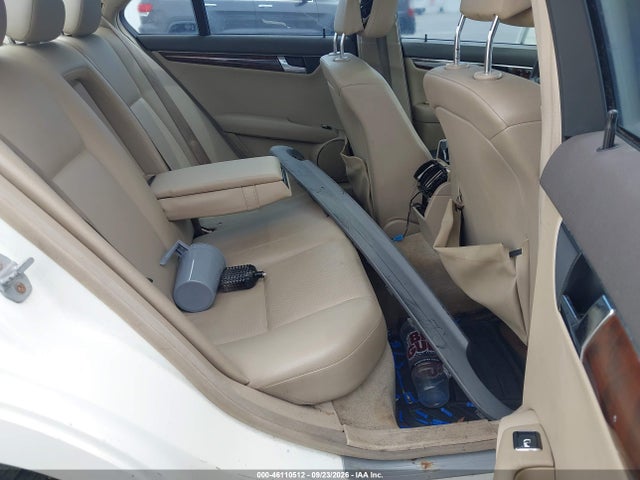 2010 Mercedes-benz C 300 Sport მანქანა იყიდება აუქციონზე, vin: WDDGF5EB1AR095630, აუქციონის ნომერი: 46110512