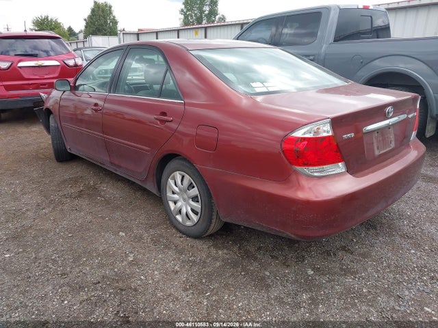 2005 Toyota Camry Le მანქანა იყიდება აუქციონზე, vin: 4T1BE30K05U422469, აუქციონის ნომერი: 46110583