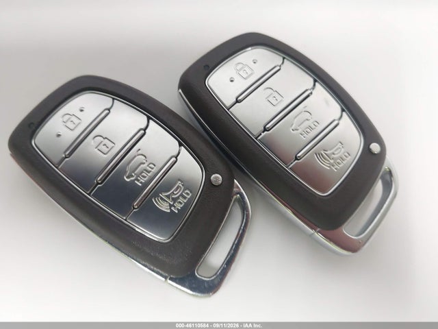46110584 :رقم المزاد ، KMHC65LC4KU106926 vin ، 2019 Hyundai Ioniq Hybrid Blue مزاد بيع