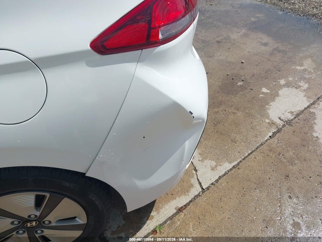 46110584 :رقم المزاد ، KMHC65LC4KU106926 vin ، 2019 Hyundai Ioniq Hybrid Blue مزاد بيع