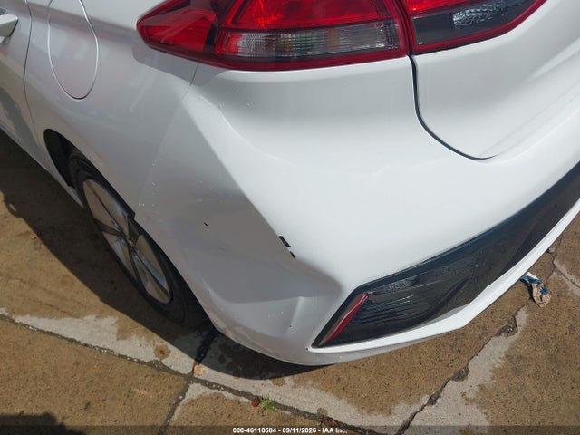 46110584 :رقم المزاد ، KMHC65LC4KU106926 vin ، 2019 Hyundai Ioniq Hybrid Blue مزاد بيع