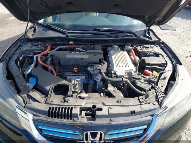2015 Honda Accord Hybrid Ex-l მანქანა იყიდება აუქციონზე, vin: 1HGCR6F57FA008710, აუქციონის ნომერი: 46110586