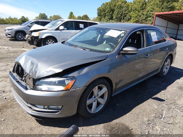 2015 Volkswagen Passat 1.8t Limited Edition მანქანა იყიდება აუქციონზე, vin: 1VWAT7A31FC089241, აუქციონის ნომერი: 46110591