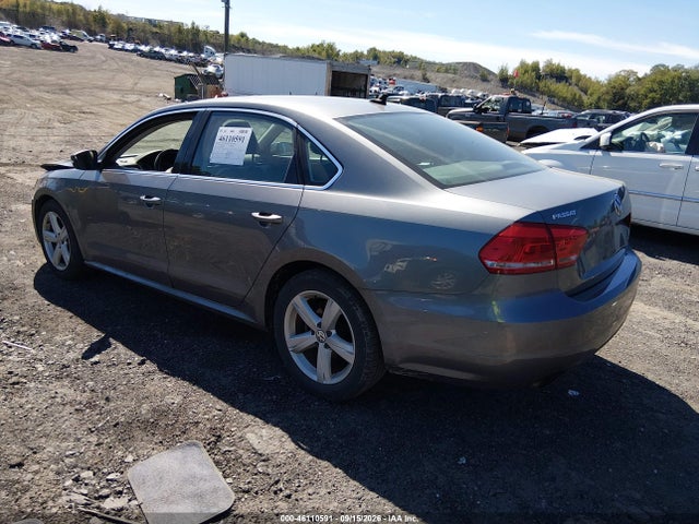 2015 Volkswagen Passat 1.8t Limited Edition მანქანა იყიდება აუქციონზე, vin: 1VWAT7A31FC089241, აუქციონის ნომერი: 46110591