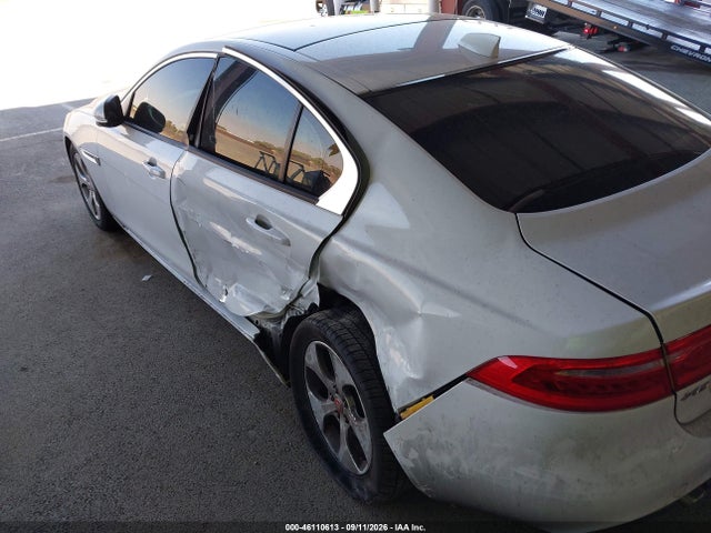 2018 Jaguar Xe 25t მანქანა იყიდება აუქციონზე, vin: SAJAR4FX8JCP33842, აუქციონის ნომერი: 46110613