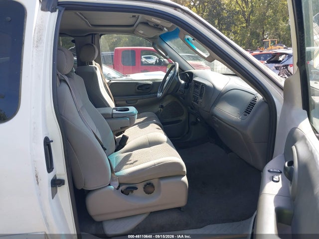 46110648 :رقم المزاد ، 1FTPX17L12NB49636 vin ، 2002 Ford F-150 Lariat/xl/xlt مزاد بيع