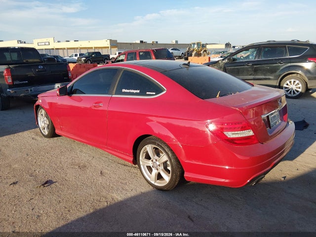 46110671 :رقم المزاد ، WDDGJ4HB9DF977803 vin ، 2013 Mercedes-benz C 250 مزاد بيع