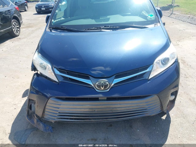 2018 Toyota Sienna Xle 8 Passenger მანქანა იყიდება აუქციონზე, vin: 5TDYZ3DC6JS957939, აუქციონის ნომერი: 46110697
