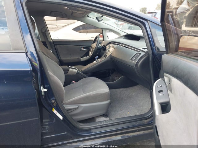 Toyota Prius Three 2015 JTDKN3DU9F0448674 Image 5
