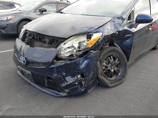 Toyota Prius Three 2015 JTDKN3DU9F0448674 Image 6