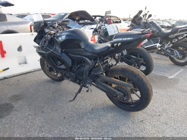 Yamaha Yzfr7 2023 JYARM38Y1PA001939 Image 3
