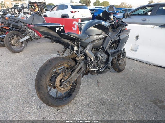 Yamaha Yzfr7 2023 JYARM38Y1PA001939 Image 4