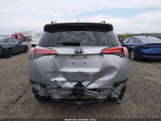 Toyota RAV4 LE 2017 2T3BFREVXHW640546 Image 17