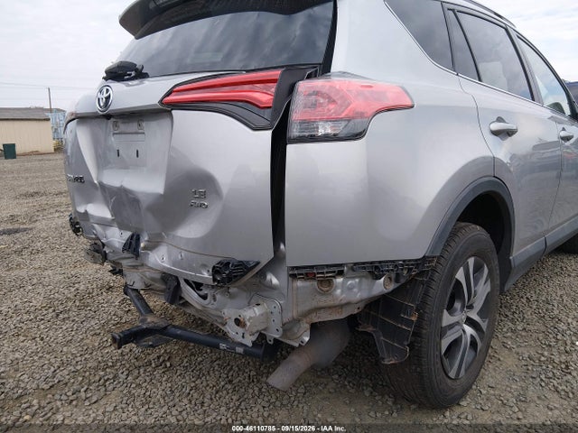 Toyota RAV4 LE 2017 2T3BFREVXHW640546 Image 18