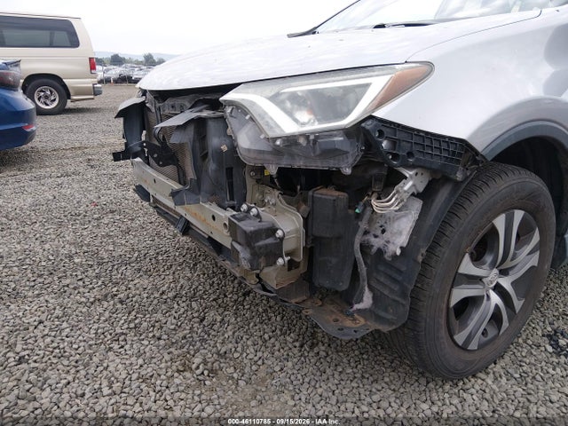 Toyota RAV4 LE 2017 2T3BFREVXHW640546 Image 22