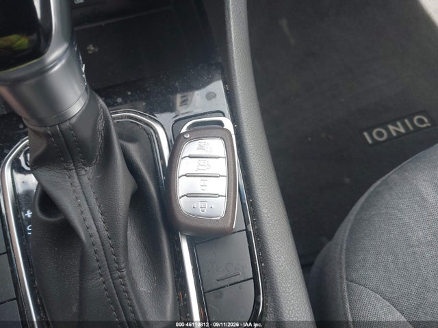 Продажа на аукционе авто 2020 Hyundai Ioniq Hybrid Blue, vin: KMHC65LC3LU233006, номер лота: 46110812