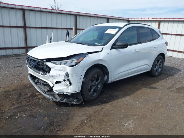 Ford Escape St-line 2023 1FMCU9MN9PUA57632 Image 2