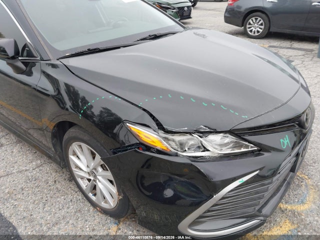 Toyota CAMRY LE 2022 4T1C11AK7NU711366 Image 19
