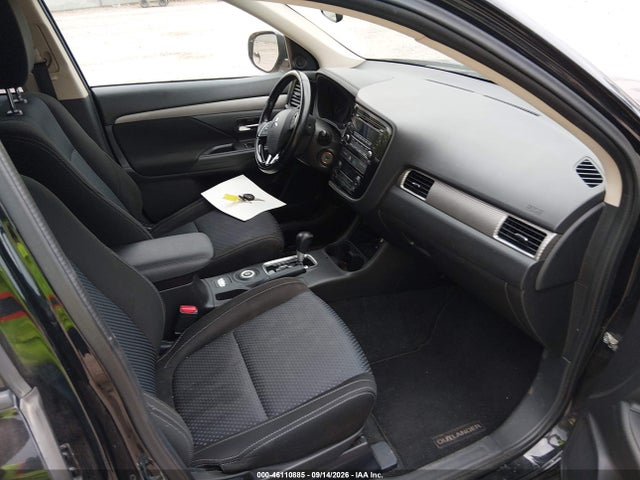 Продаж на аукціоні авто 2016 Mitsubishi Outlander Es, vin: JA4AZ3A36GZ042743, номер лоту: 46110885