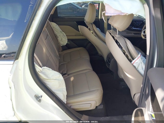 46110935 :رقم المزاد ، 5LMCJ1C90NUL05307 vin ، 2022 Lincoln Corsair Standard مزاد بيع