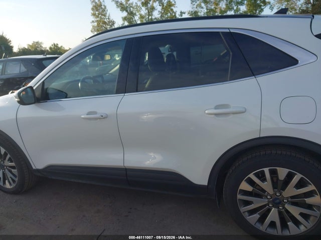 Продаж на аукціоні авто 2020 Ford Escape Titanium Hybrid, vin: 1FMCU9DZ2LUB13939, номер лоту: 46111007