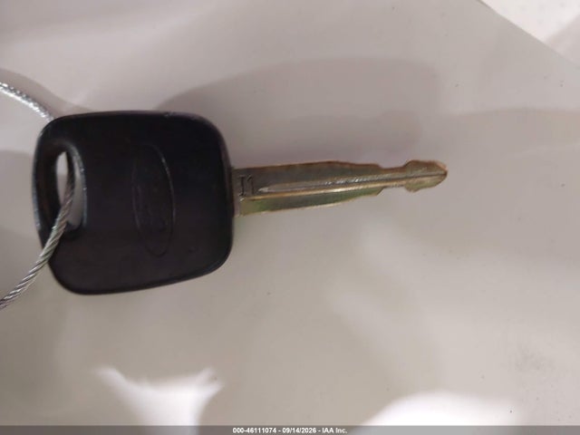 46111074 :رقم المزاد ، 1FAHP36353W289921 vin ، 2003 Ford Focus Se/ztw مزاد بيع