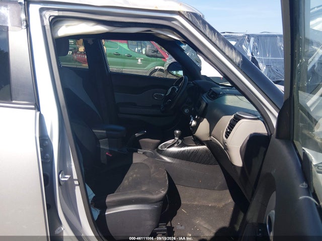 Продаж на аукціоні авто 2015 Kia Soul, vin: KNDJN2A25F7789943, номер лоту: 46111086
