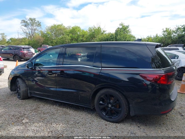 Продажа на аукционе авто 2023 Honda Odyssey Sport, vin: 5FNRL6H73PB067433, номер лота: 46111113