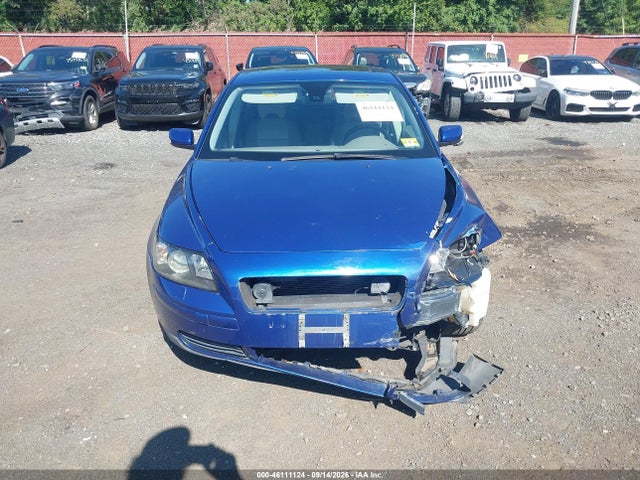 46111124 :رقم المزاد ، YV1MS390062159480 vin ، 2006 Volvo S40 2.4i مزاد بيع
