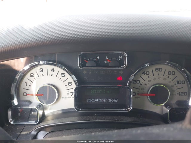 46111141 :رقم المزاد ، 1FMJU1K59BEF42111 vin ، 2011 Ford Expedition Limited مزاد بيع